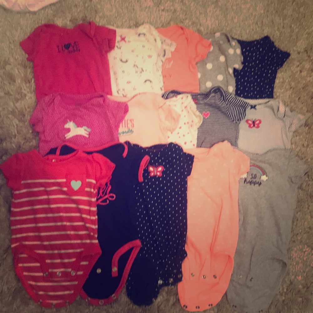 15 onesies - girls - 3 months - Carters